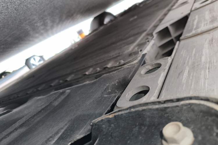 Used Nio ES8 2024 75 kWh Chassis Rear Left