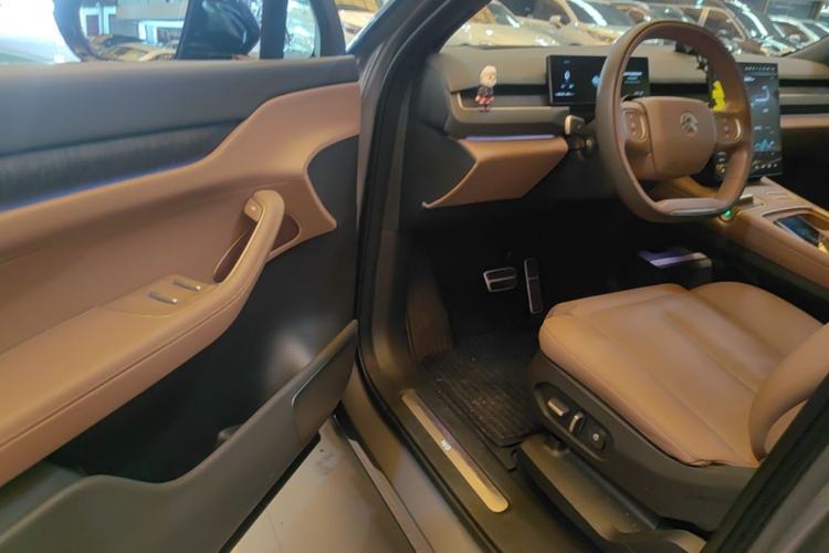 Used Nio ES8 2024 100kWh Signature Edition Driver Seat