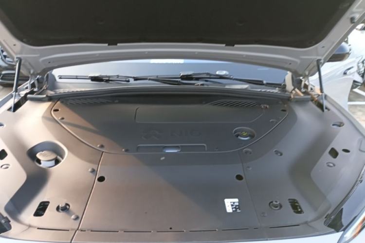 Used Nio ES8 2024 75 kWh Engine Bay