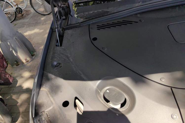 Used Nio ES8 2024 100kWh Engine Bay Right