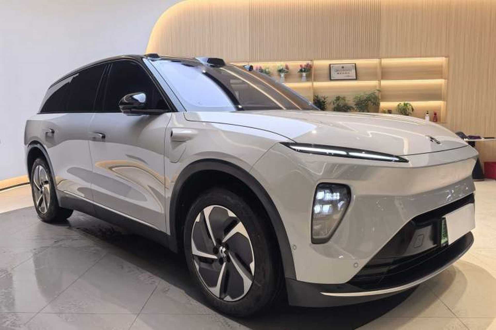Used Nio ES8 2024 75 kWh Exterior 2