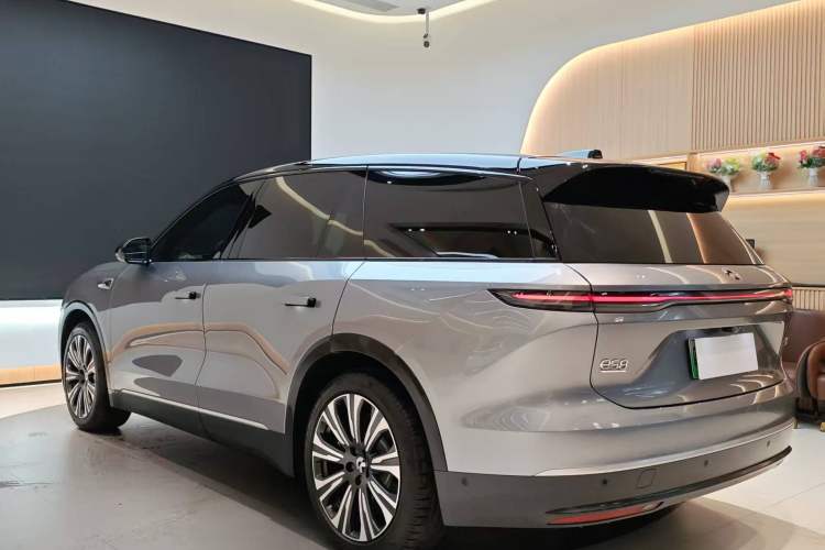 Used Nio ES8 2024 75 kWh Exterior 6