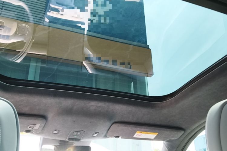 Used Nio ES8 2024 75 kWh Headliner