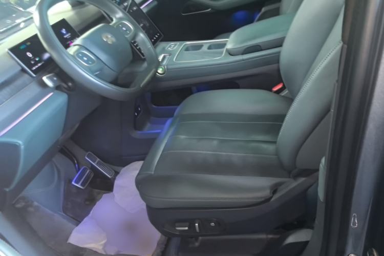 Used Nio ES8 2024 100kWh Signature Edition Left Front Seat