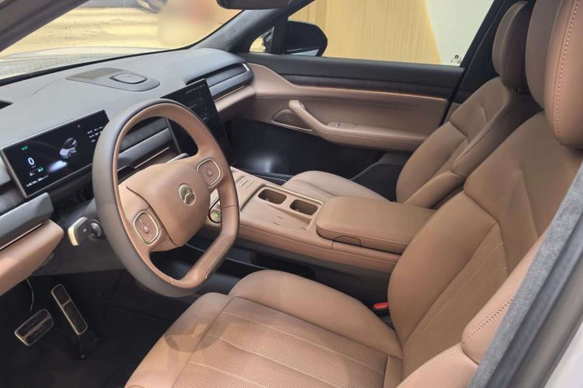 Used Nio ES8 2024 75 kWh Left Front Seat