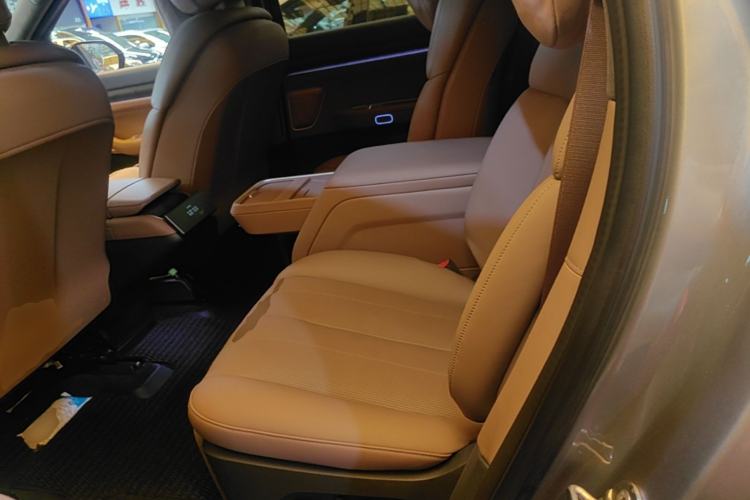 Used Nio ES8 2024 100kWh Signature Edition Left Rear Seat