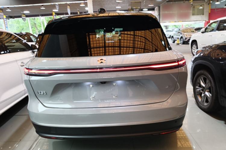 Used Nio ES8 2024 75 kWh Rear