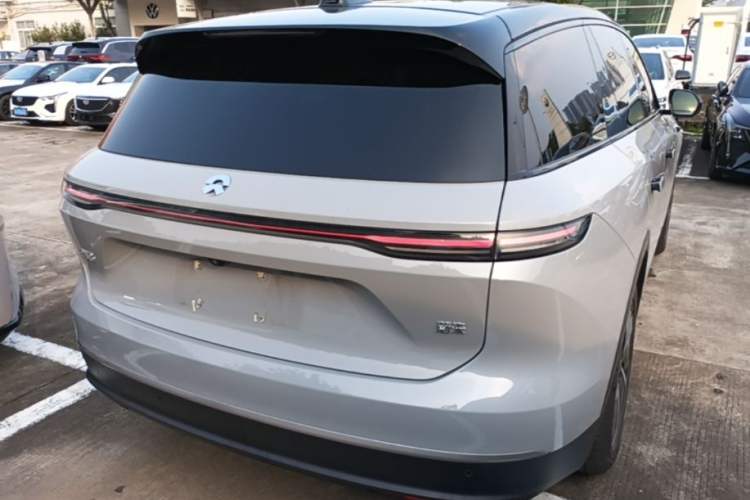 Used Nio ES8 2024 75 kWh Rear Right 45 Deg
