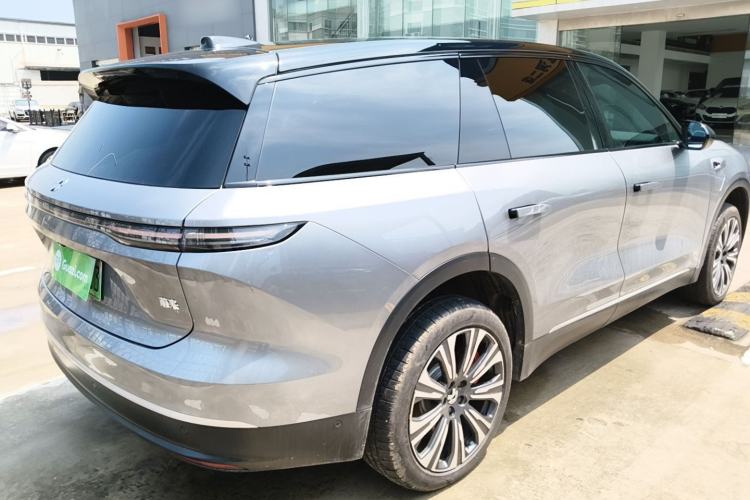 Used Nio ES8 2024 75 kWh Rear Right 45 Deg