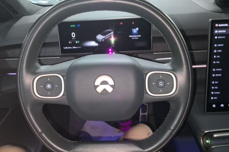 Used Nio ES8 2024 100kWh Signature Edition Steering Wheel
