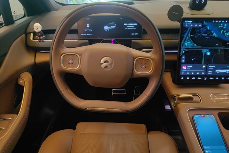 Used Nio ES8 2024 100kWh Signature Edition Steering Wheel