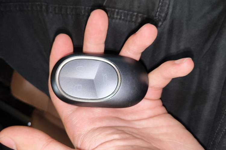 Used Nio ES8 2024 75 kWh Vehicle Key