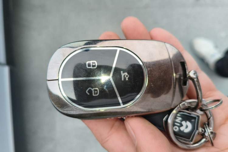 Used Nio ES8 2024 75 kWh Vehicle Key