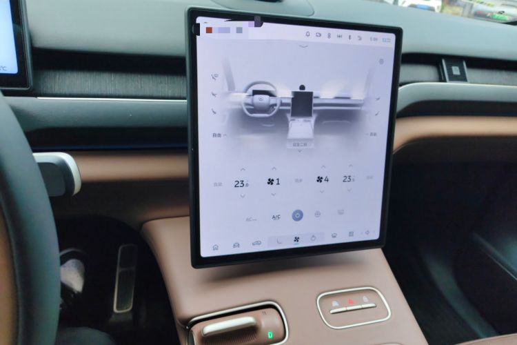 Used Nio ES8 2024 75 kWh Audio And AC Panel
