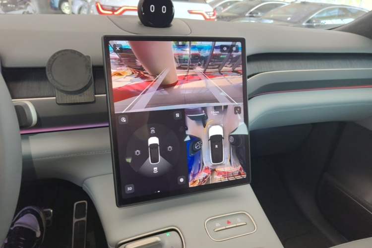 Used Nio ES8 2024 75 kWh Audio And AC Panel