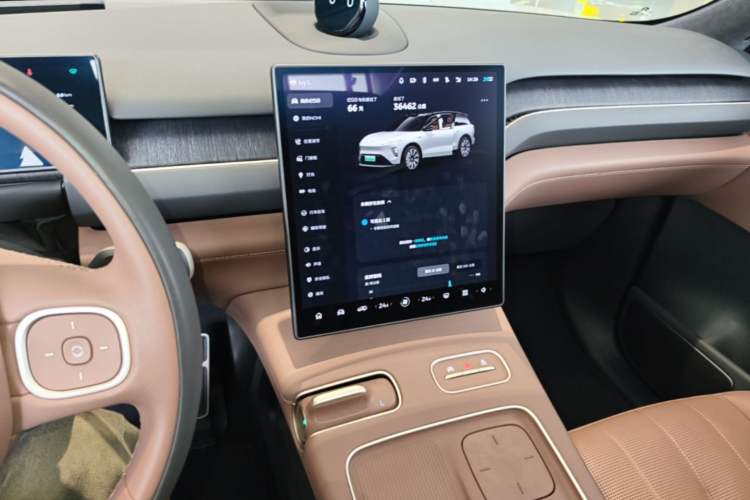 Used Nio ES8 2024 75 kWh Audio And AC Panel