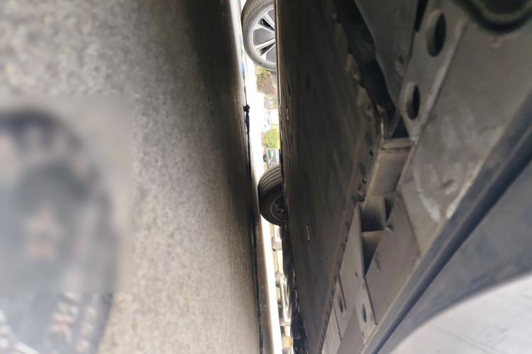 Used Nio ES8 2024 75 kWh Chassis Rear Right