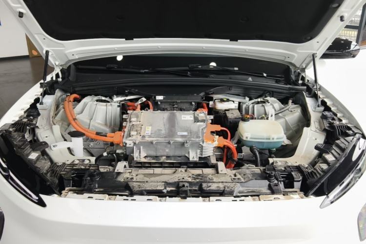 Used Nio ES8 2024 75 kWh Engine Bay