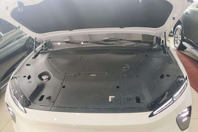 Used Nio ES8 2024 75 kWh Engine Bay