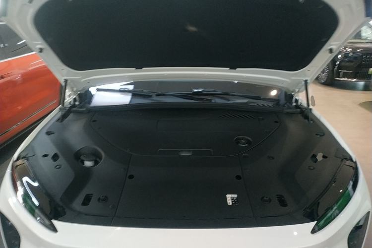 Used Nio ES8 2024 75 kWh Engine Bay