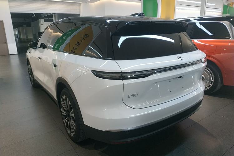Used Nio ES8 2024 75 kWh Exterior 2
