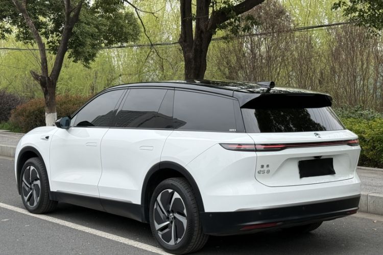 Used Nio ES8 2024 75 kWh Executive Edition Exterior 3