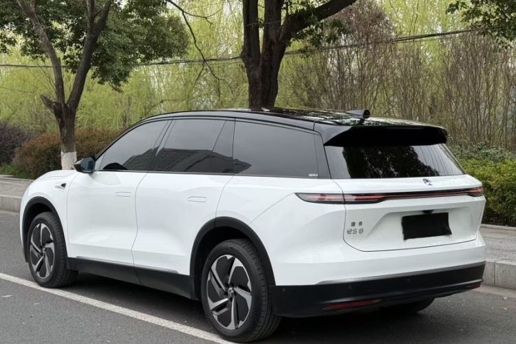 Used Nio ES8 2024 75 kWh Executive Edition Exterior 4