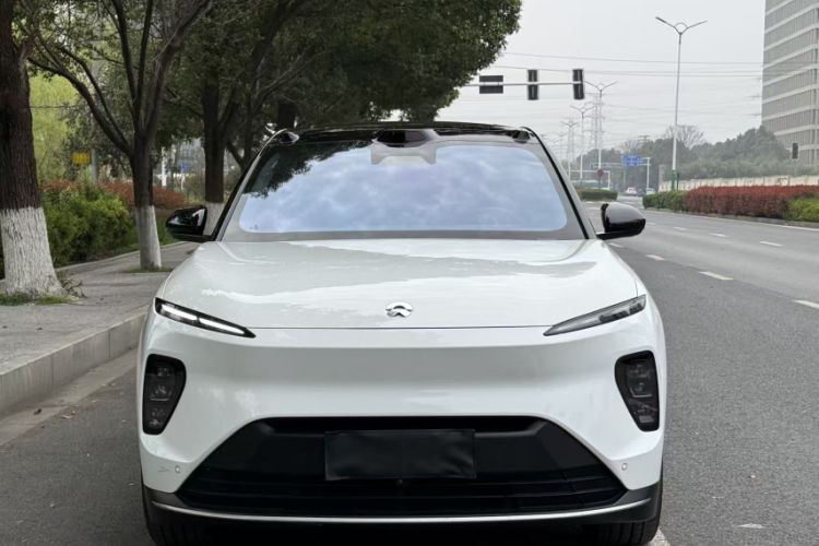 Used Nio ES8 2024 75 kWh Executive Edition Exterior 5