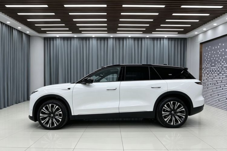 Used Nio ES8 2024 75 kWh Exterior 5