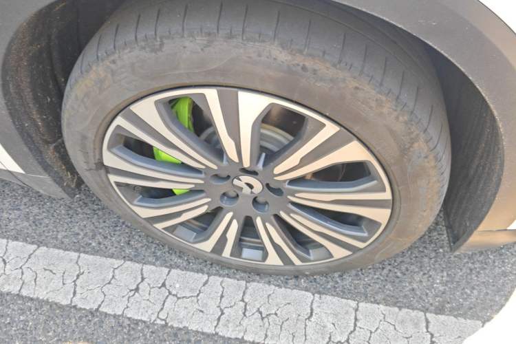 Used Nio ES8 2024 100kWh Executive Edition Exterior 7