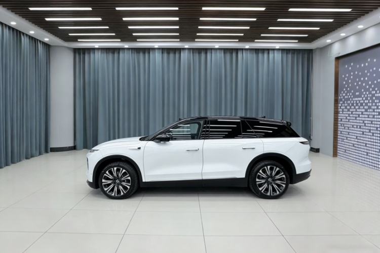 Used Nio ES8 2024 75 kWh Exterior 8