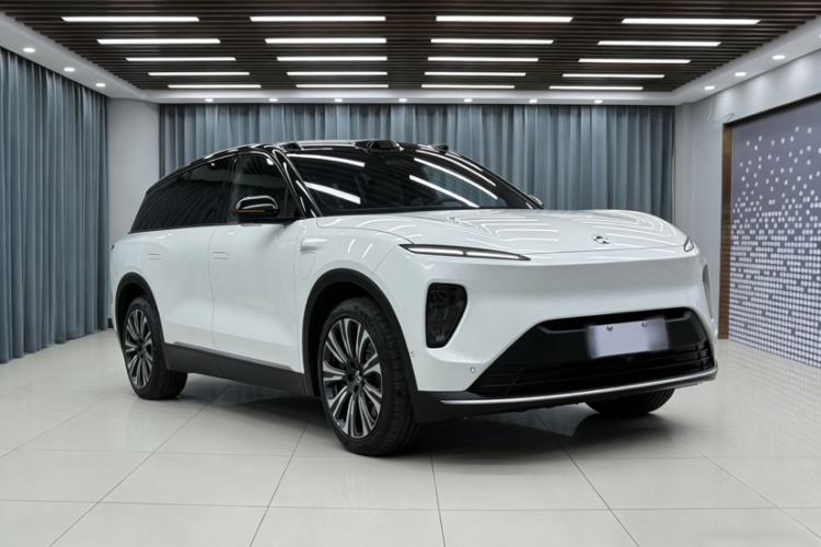 Used Nio ES8 2024 75 kWh Exterior 9