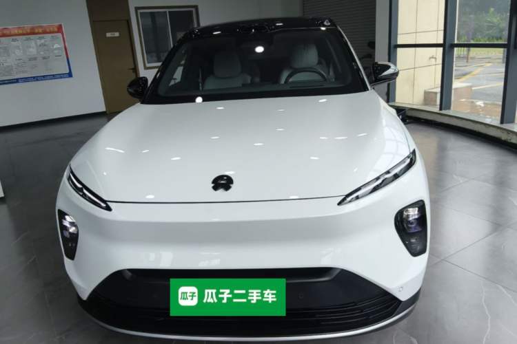 Used Nio ES8 2024 75 kWh Front