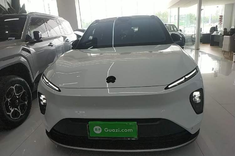 Used Nio ES8 2024 75 kWh Front