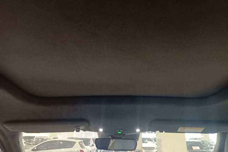 Used Nio ES8 2024 75 kWh Executive Edition Headliner