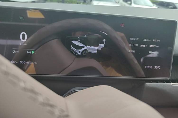 Used Nio ES8 2024 75 kWh Instrument Cluster