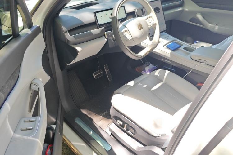 Used Nio ES8 2024 100kWh Executive Edition Interior 3