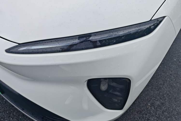 Used Nio ES8 2024 75 kWh Executive Edition Left Front Headlight