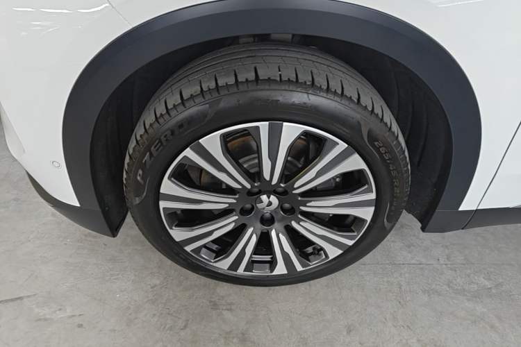Used Nio ES8 2024 75 kWh Left Front Wheel Hub