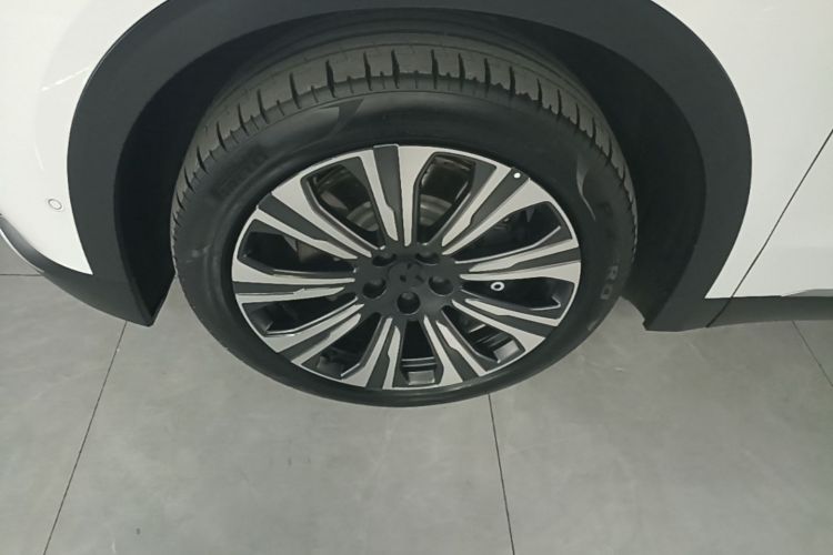 Used Nio ES8 2024 75 kWh Left Front Wheel Hub