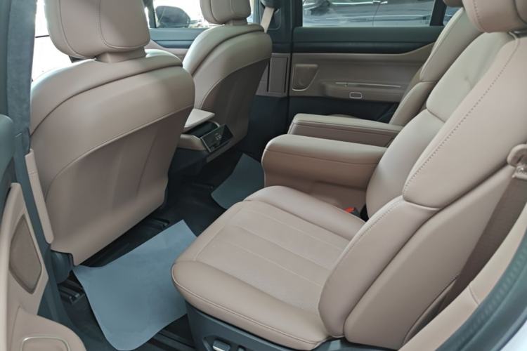 Used Nio ES8 2024 75 kWh Executive Edition Left Rear Seat