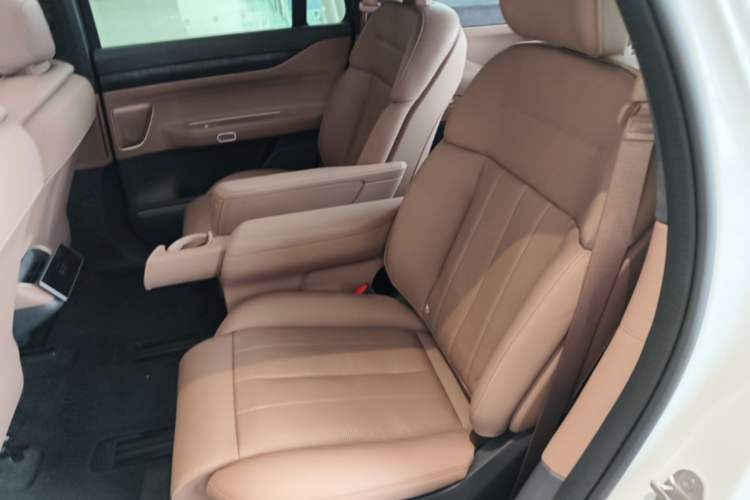 Used Nio ES8 2024 75 kWh Left Rear Seat
