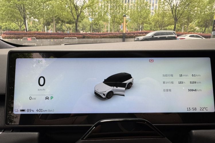 Used Nio ES8 2024 100kWh Odometer Close Up