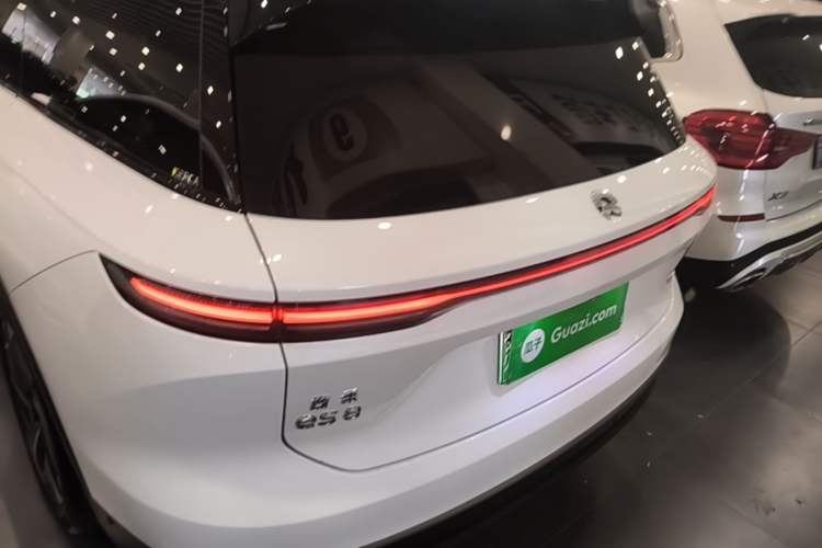 Used Nio ES8 2024 75 kWh Executive Edition Rear