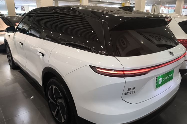 Used Nio ES8 2024 75 kWh Executive Edition Rear Left 45 Deg