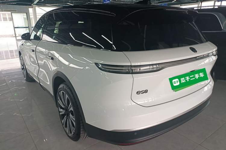 Used Nio ES8 2024 75 kWh Rear Left 45 Deg