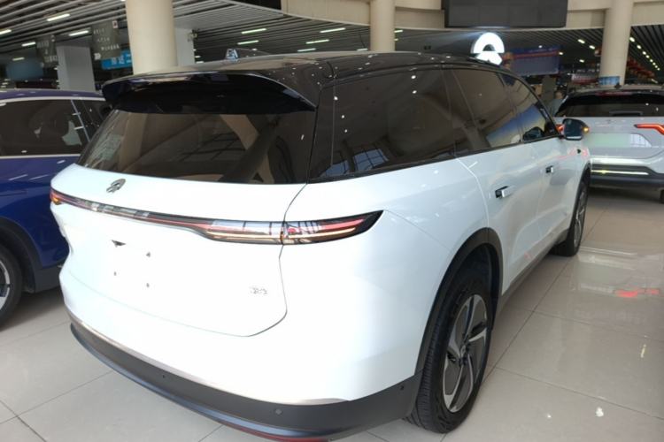 Used Nio ES8 2024 75 kWh Rear Right 45 Deg
