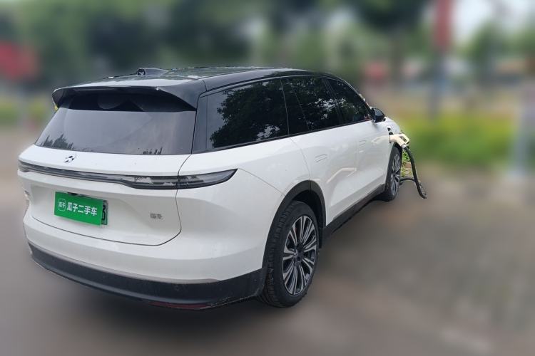 Used Nio ES8 2024 100kWh Rear Right 45 Deg