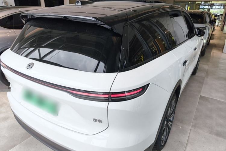 Used Nio ES8 2024 75 kWh Rear Right 45 Deg