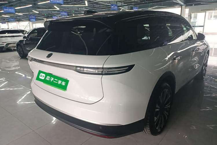 Used Nio ES8 2024 75 kWh Rear Right 45 Deg
